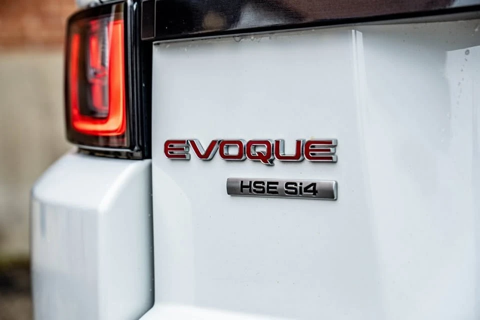 2017 Land Rover Range Rover Evoque 1st Gen - Image 7 of 20