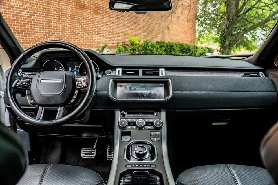 2017 Land Rover Range Rover Evoque 1st Gen - Image 8 of 20