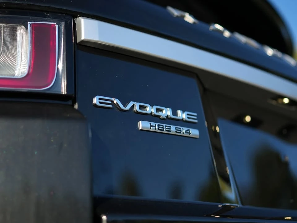 2017 Land Rover Range Rover Evoque 1st Gen - Image 9 of 20