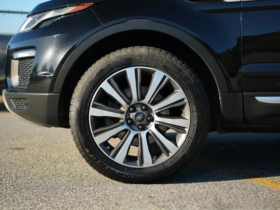 2017 Land Rover Range Rover Evoque 1st Gen - Image 11 of 20