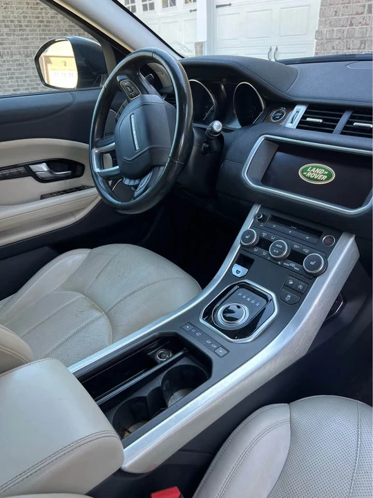 2017 Land Rover Range Rover Evoque 1st Gen - Image 3 of 4