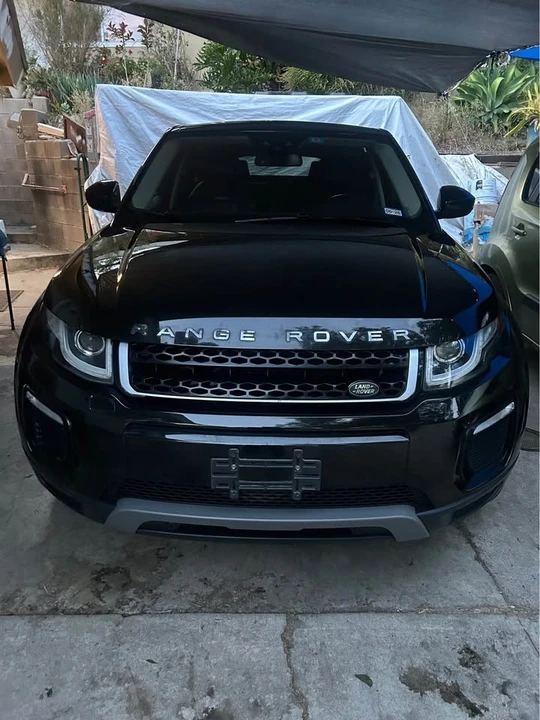 2017 Land Rover Range Rover L405 - Image 2 of 14