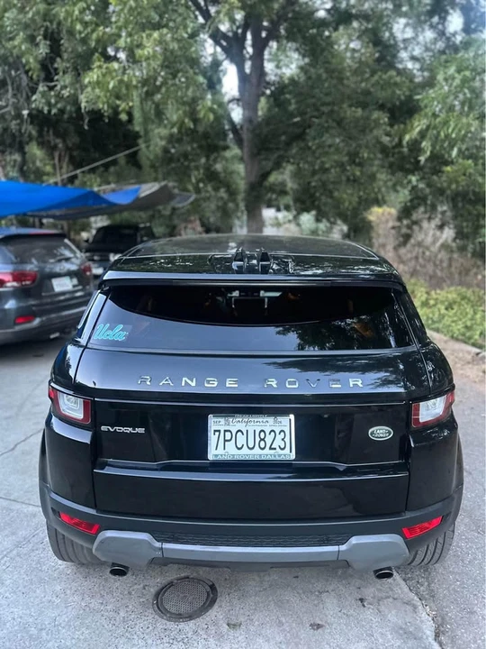 2017 Land Rover Range Rover L405 - Image 4 of 14