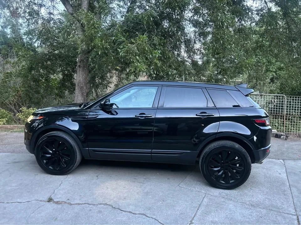 2017 Land Rover Range Rover L405 - Image 5 of 14