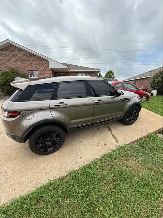 2017 Land Rover Range Rover Evoque 1st Gen - Image 6 of 10