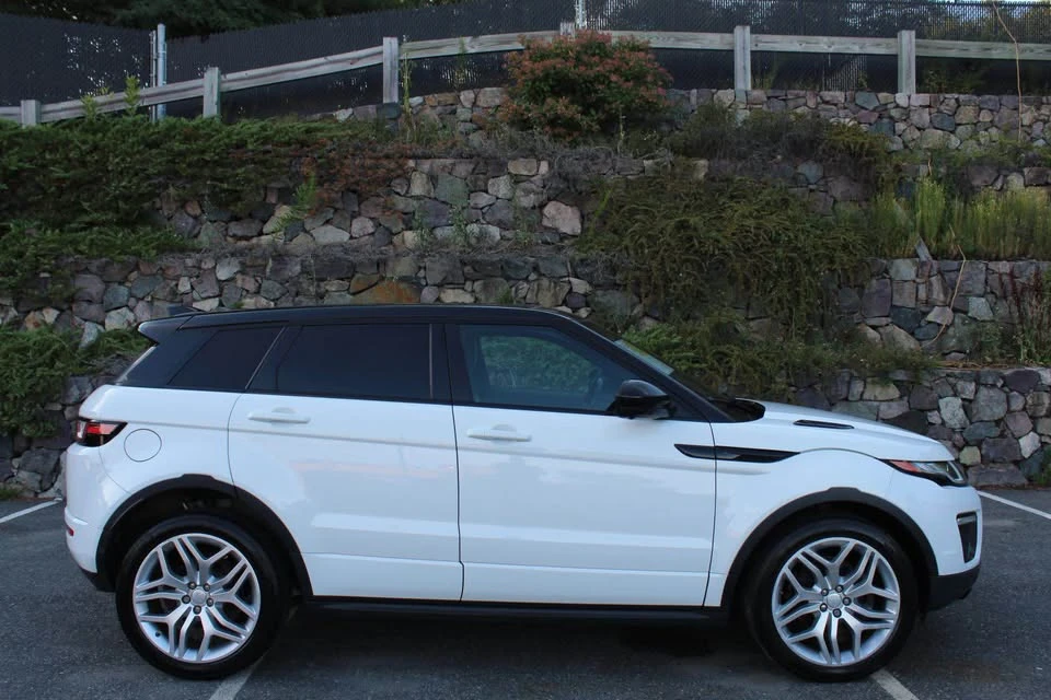 2017 Land Rover Range Rover Evoque 1st Gen - Image 4 of 20