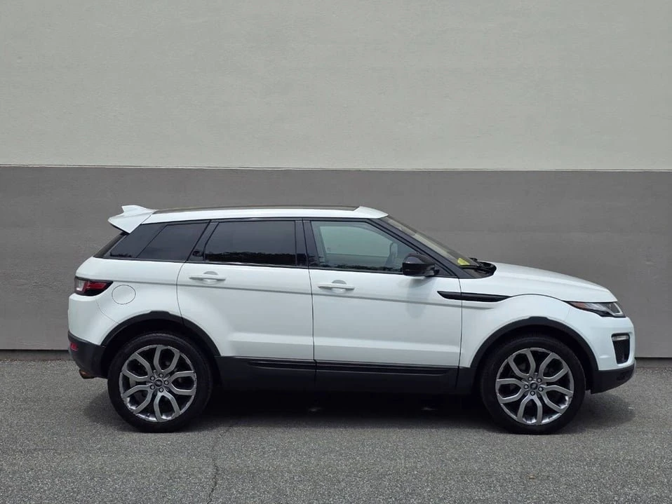 2017 Land Rover Range Rover Evoque 1st Gen - Image 11 of 20