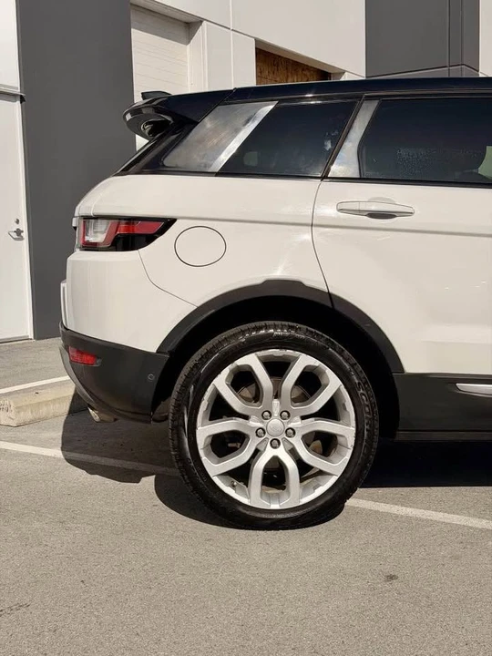 2017 Land Rover Range Rover Evoque 1st Gen - Image 6 of 11