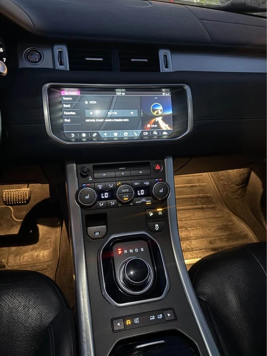 2017 Land Rover Range Rover Evoque 1st Gen - Image 16 of 17