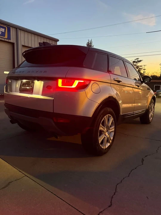 2017 Land Rover Range Rover Evoque 1st Gen - Image 5 of 17