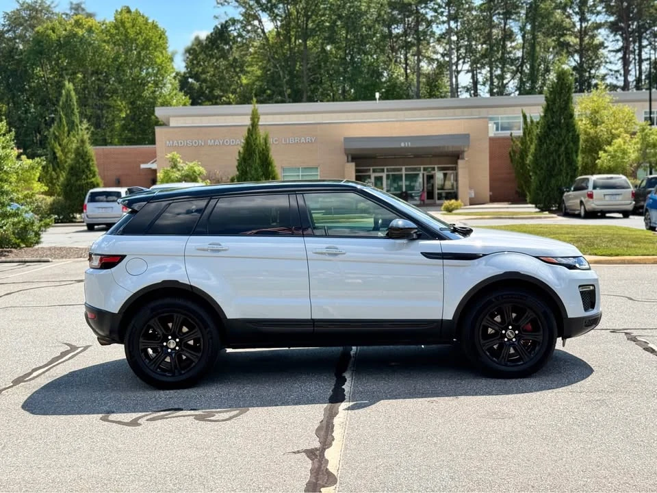 2017 Land Rover Range Rover Evoque 1st Gen - Image 10 of 20