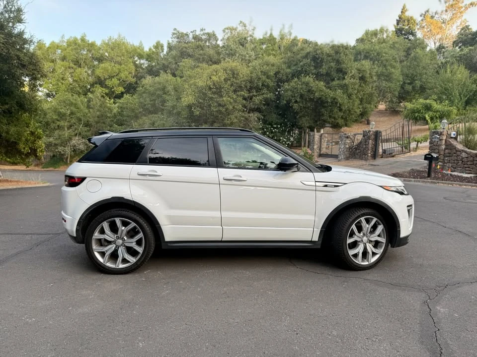 2017 Land Rover Range Rover Evoque 1st Gen - Image 4 of 8