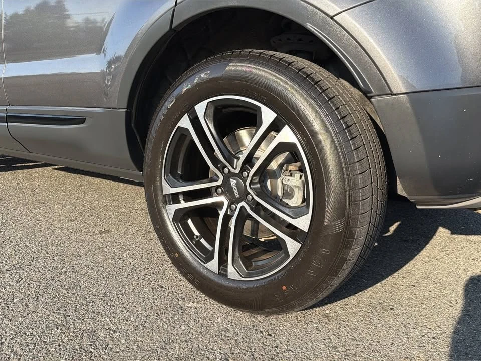 2017 Land Rover Range Rover Evoque 1st Gen - Image 3 of 8