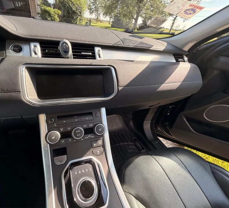 2017 Land Rover Range Rover Evoque 1st Gen - Image 9 of 14