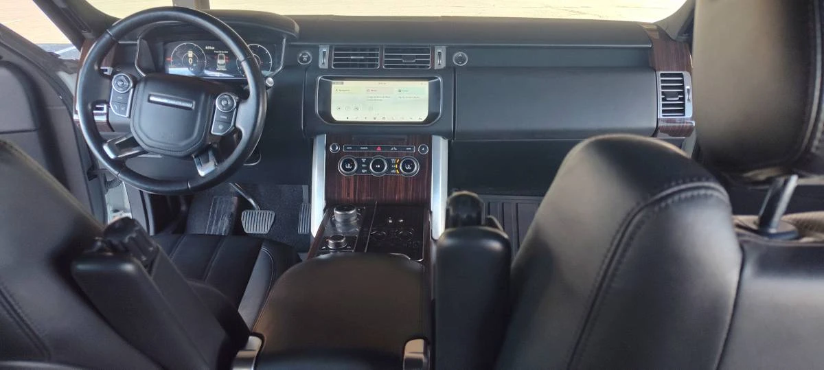 2017 Land Rover Range Rover L405 - Image 10 of 18