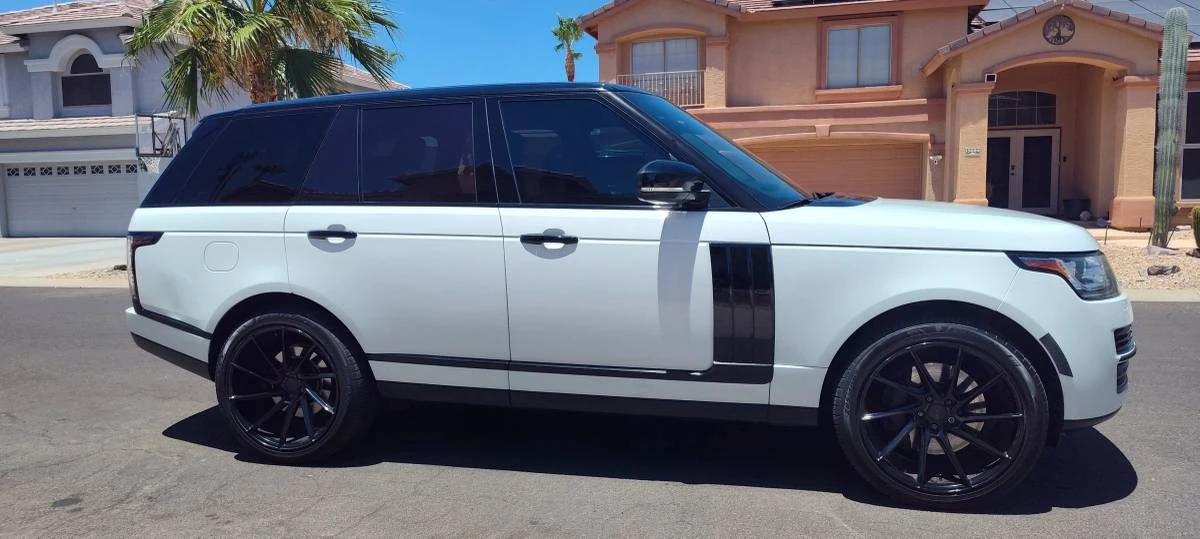 2017 Land Rover Range Rover L405 - Image 5 of 18