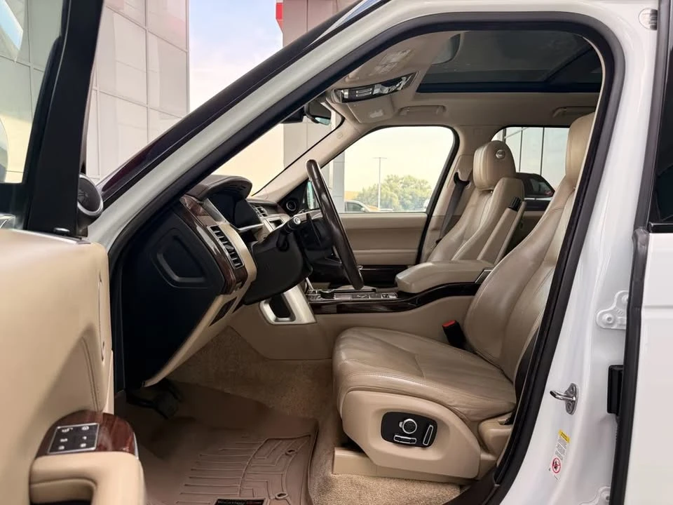2017 Land Rover Range Rover L405 - Image 11 of 20