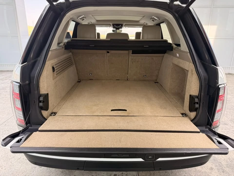 2017 Land Rover Range Rover L405 - Image 7 of 20