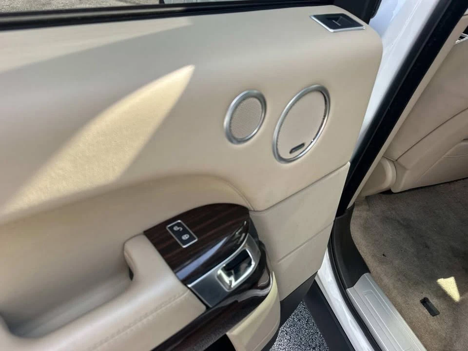 2017 Land Rover Range Rover L405 - Image 15 of 20