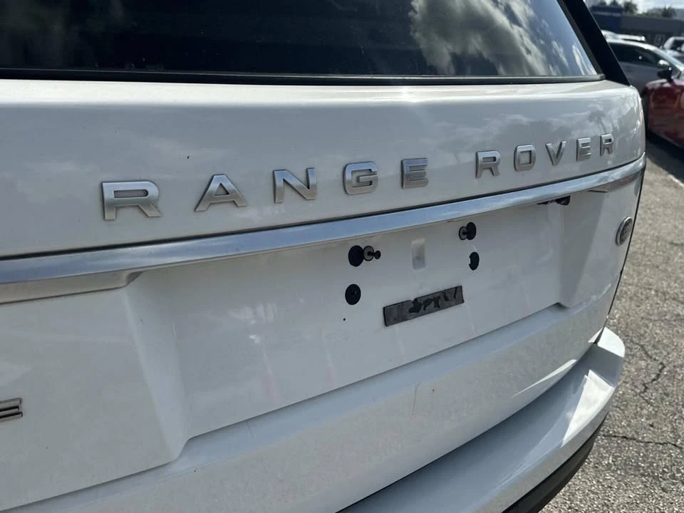 2017 Land Rover Range Rover L405 - Image 9 of 20