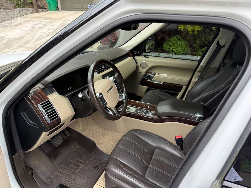 2017 Land Rover Range Rover L405 - Image 9 of 13
