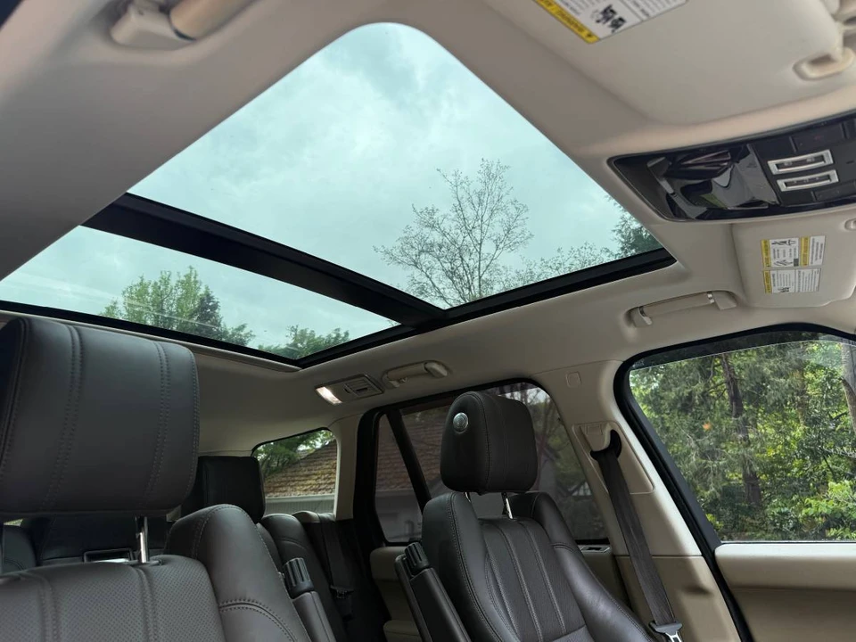2017 Land Rover Range Rover L405 - Image 6 of 13