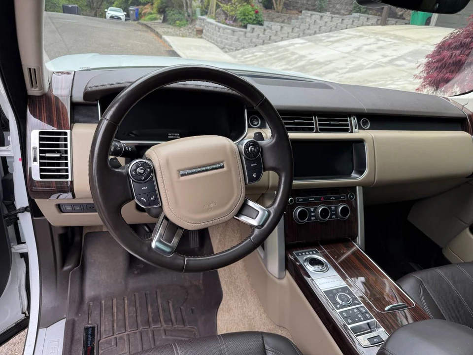 2017 Land Rover Range Rover L405 - Image 5 of 13