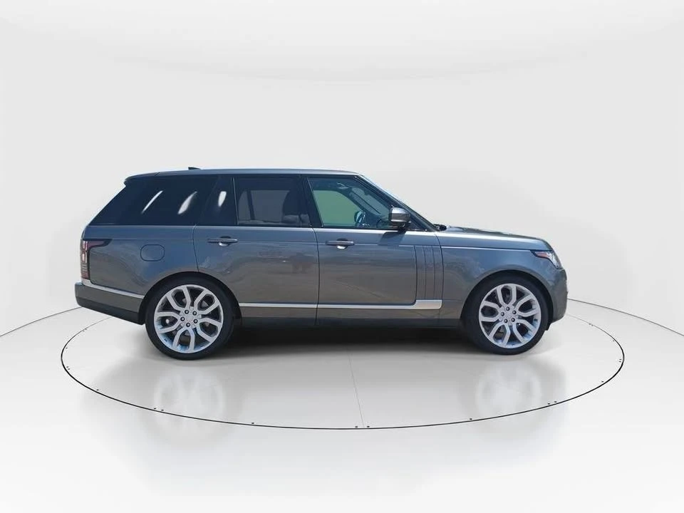 2017 Land Rover Range Rover L405 - Image 8 of 20