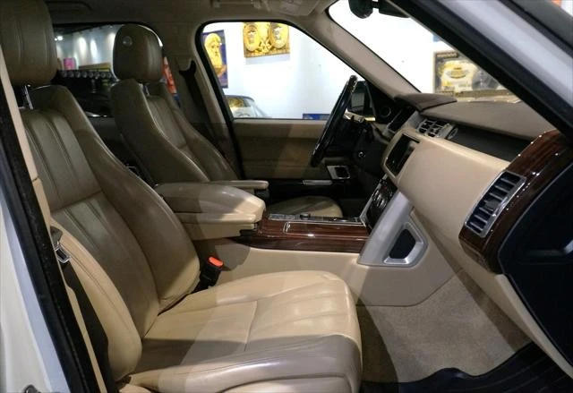 2017 Land Rover Range Rover L405 - Image 12 of 18