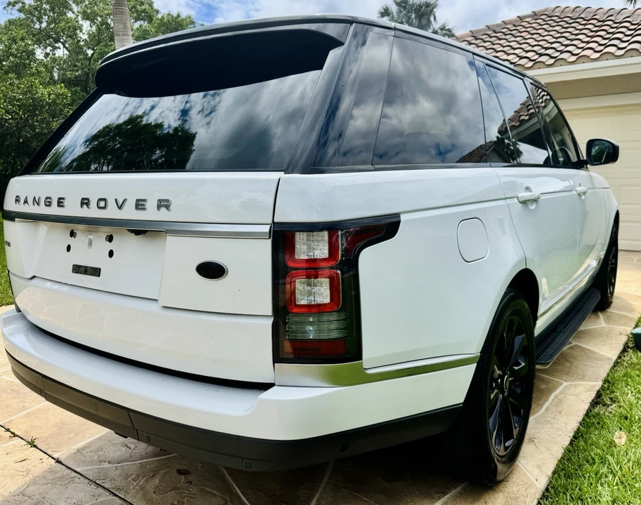 2017 Land Rover Range Rover L405 - Image 7 of 20