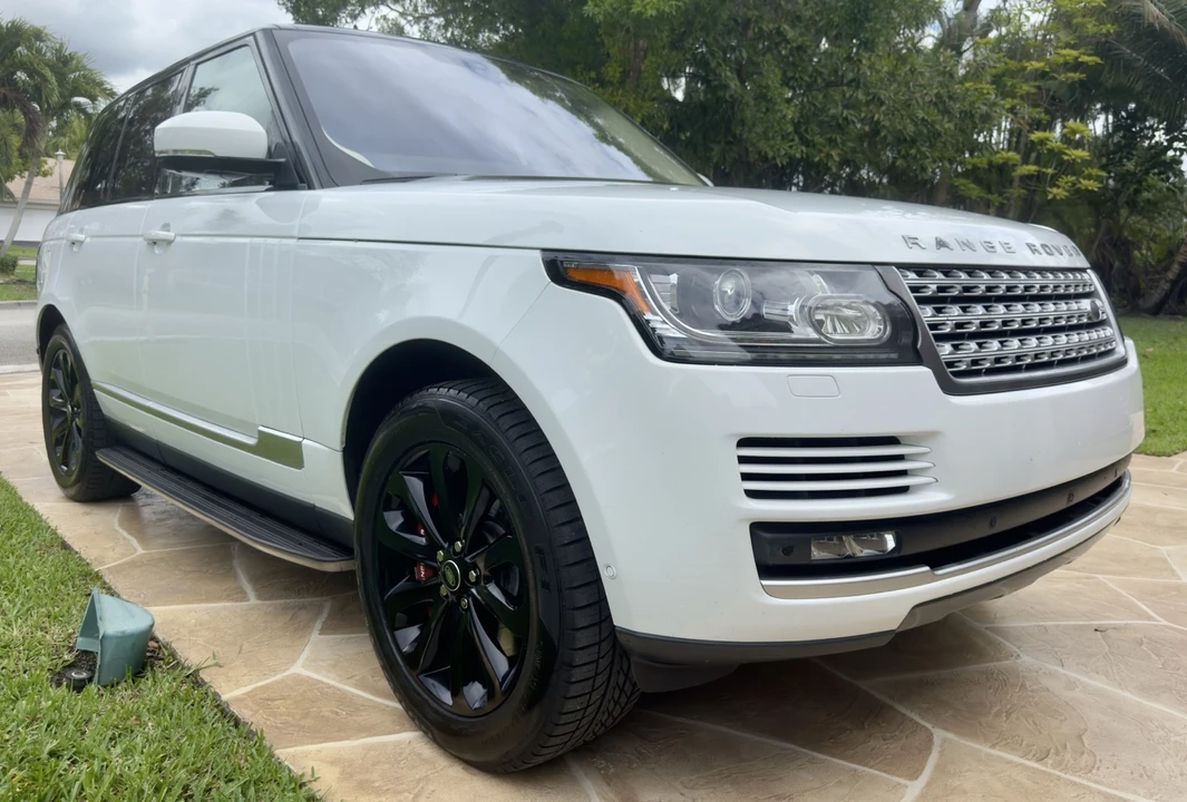 2017 Land Rover Range Rover L405 - Image 2 of 20