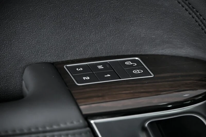 2017 Land Rover Range Rover L405 - Image 19 of 21