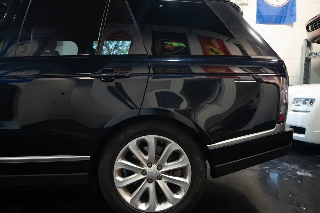 2017 Land Rover Range Rover L405 - Image 9 of 12