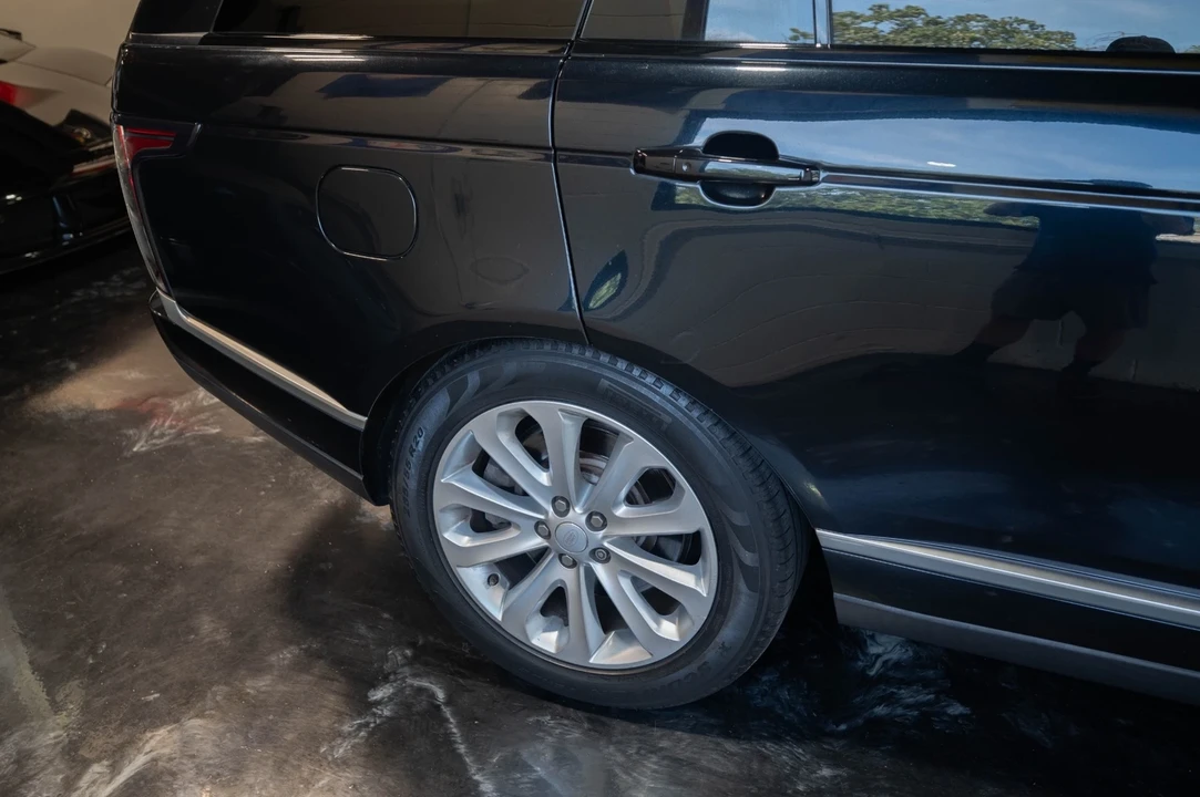 2017 Land Rover Range Rover L405 - Image 19 of 21