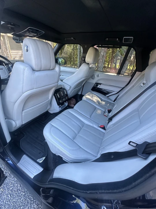 2017 Land Rover Range Rover L405 - Image 7 of 11