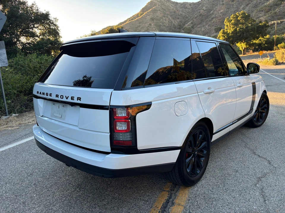 2017 Land Rover Range Rover L405 - Image 28 of 31