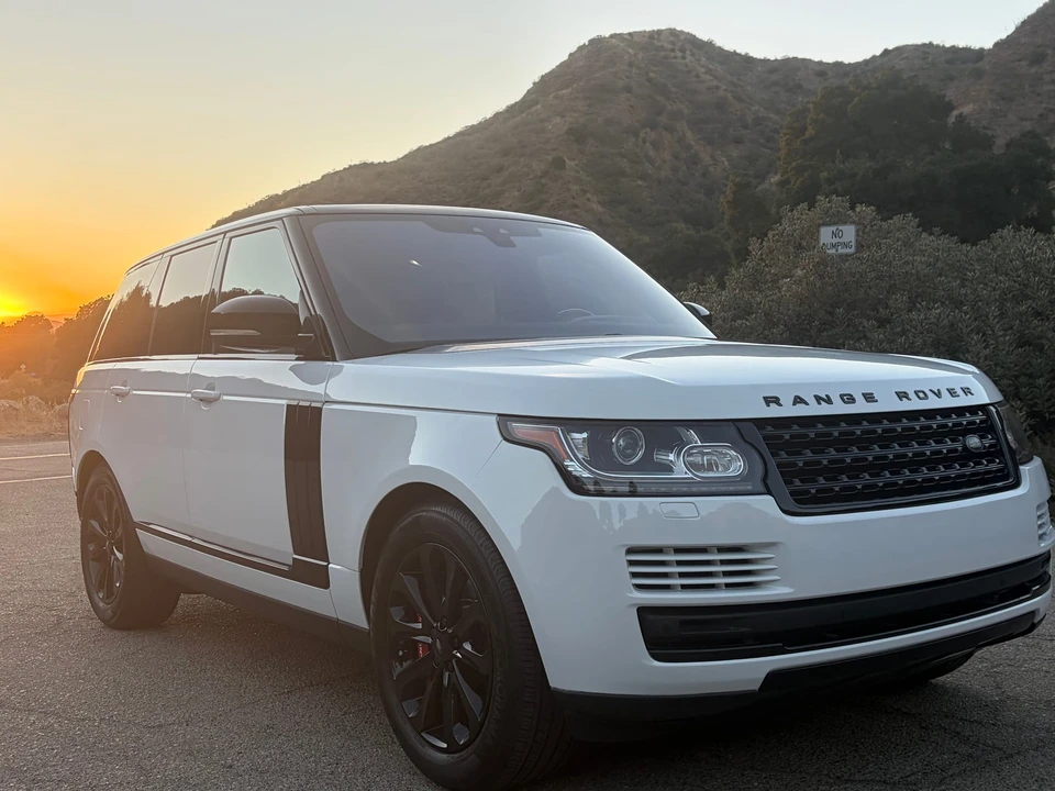 2017 Land Rover Range Rover L405 - Image 13 of 31