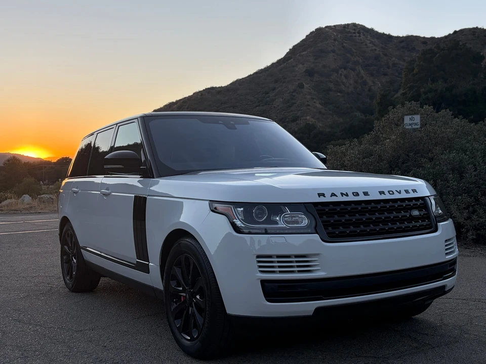 2017 Land Rover Range Rover L405 - Image 12 of 31