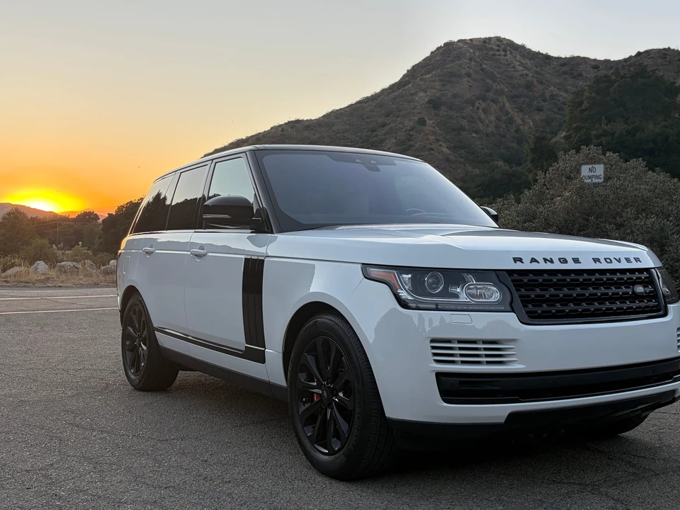 2017 Land Rover Range Rover L405 - Image 10 of 31