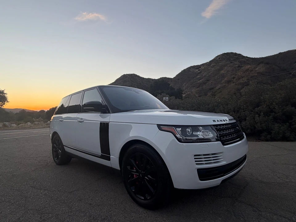 2017 Land Rover Range Rover L405 - Image 14 of 31