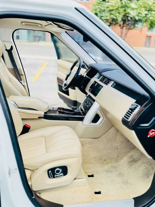 2017 Land Rover Range Rover L405 - Image 12 of 20