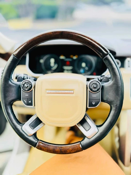 2017 Land Rover Range Rover L405 - Image 13 of 20