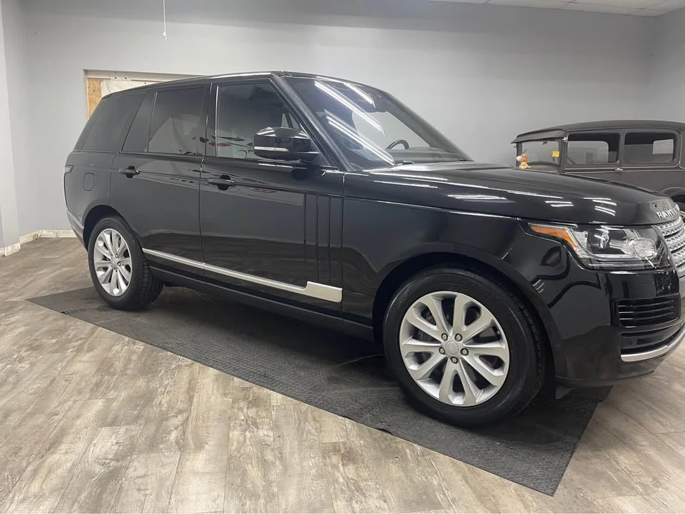 2017 Land Rover Range Rover L405 - Image 4 of 17