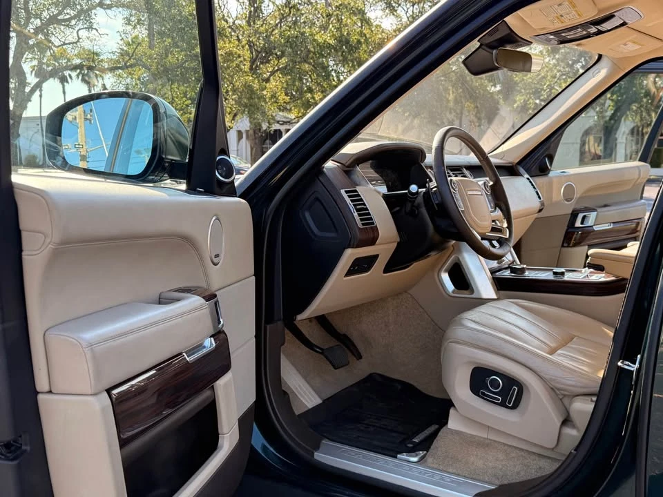 2017 Land Rover Range Rover L405 - Image 9 of 19