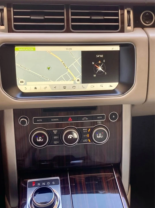 2017 Land Rover Range Rover L405 - Image 18 of 20