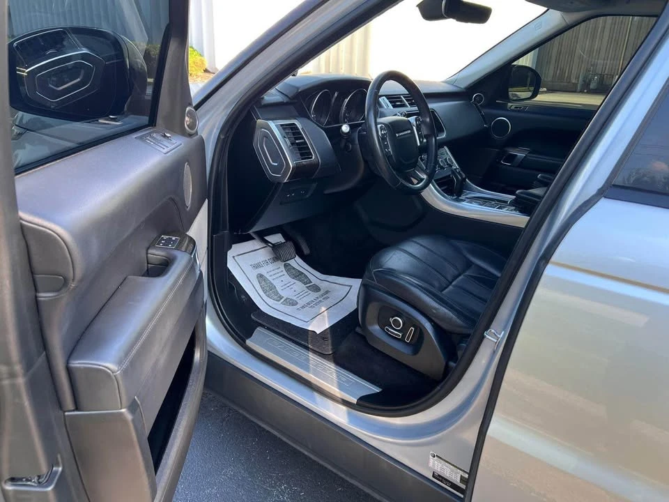 2017 Land Rover Range Rover L405 - Image 11 of 17