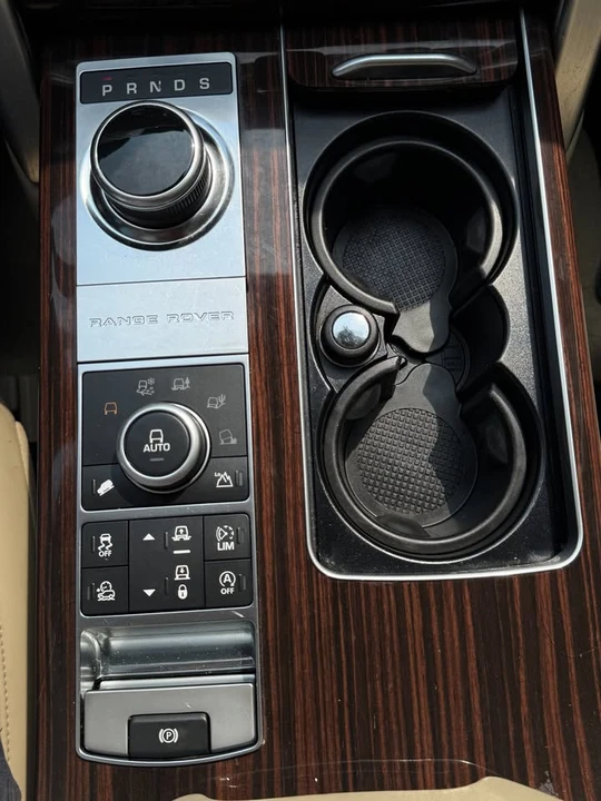 2017 Land Rover Range Rover L405 - Image 15 of 20