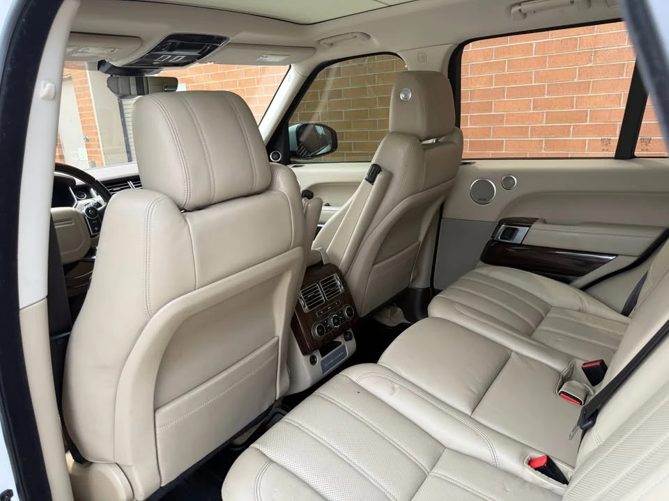 2017 Land Rover Range Rover L405 - Image 10 of 20