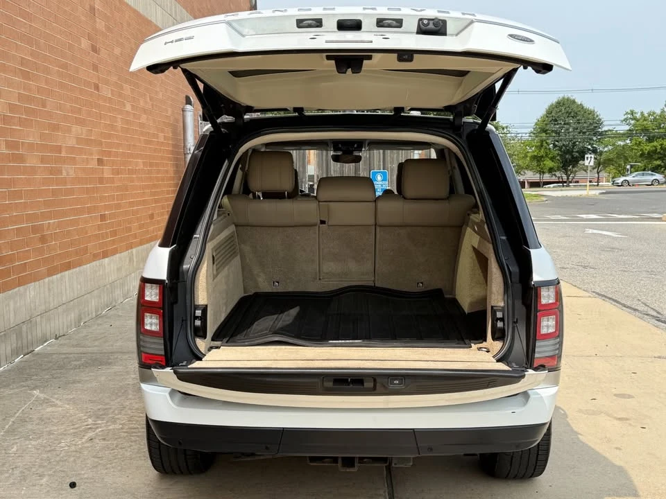 2017 Land Rover Range Rover L405 - Image 17 of 20
