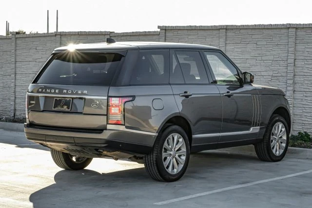 2017 Land Rover Range Rover L405 - Image 9 of 21